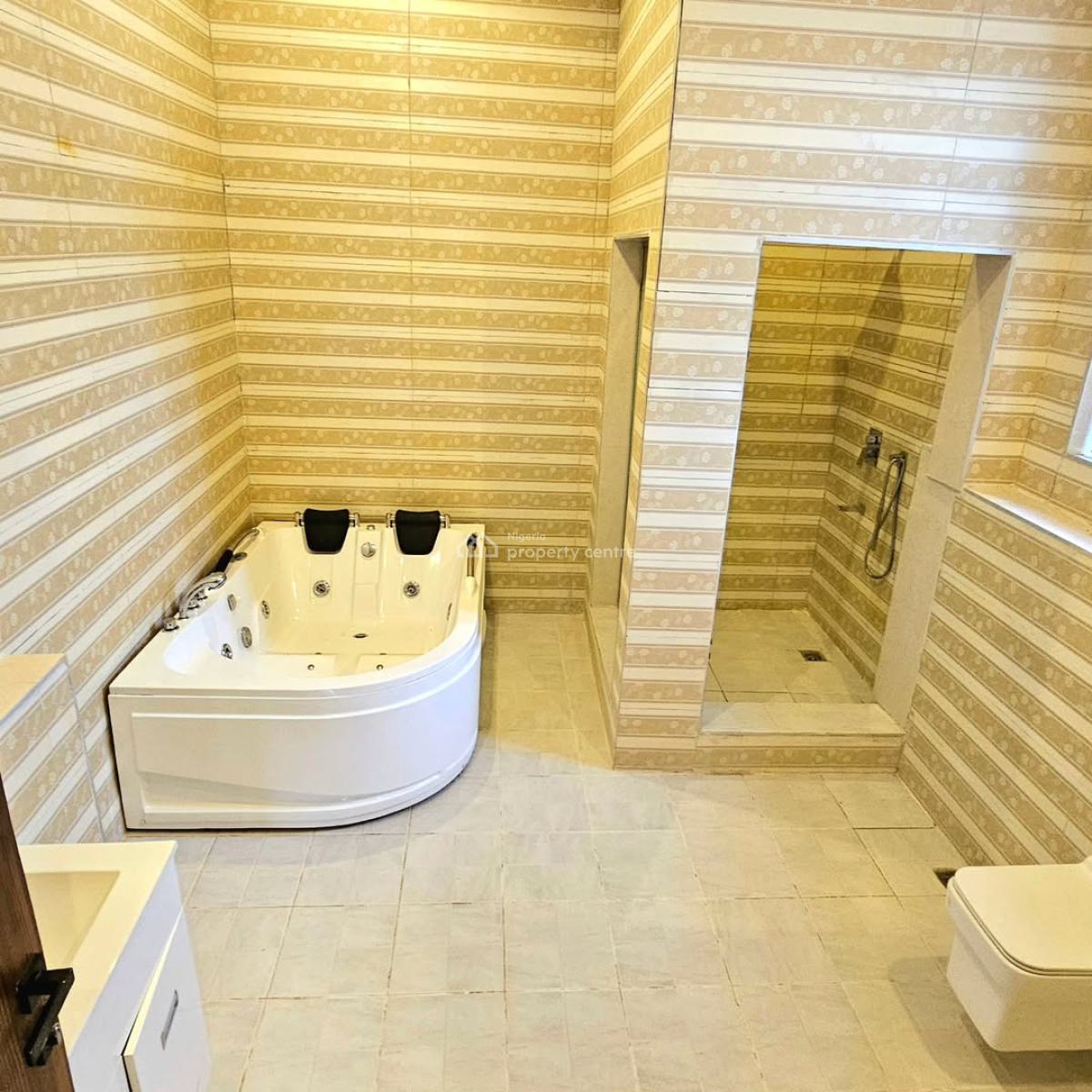 Luxury 7 Beds Duplex+penthouse +pool,guest Chalet, Elevator & Bq, Asokoro District, Abuja, Detached Duplex for Sale