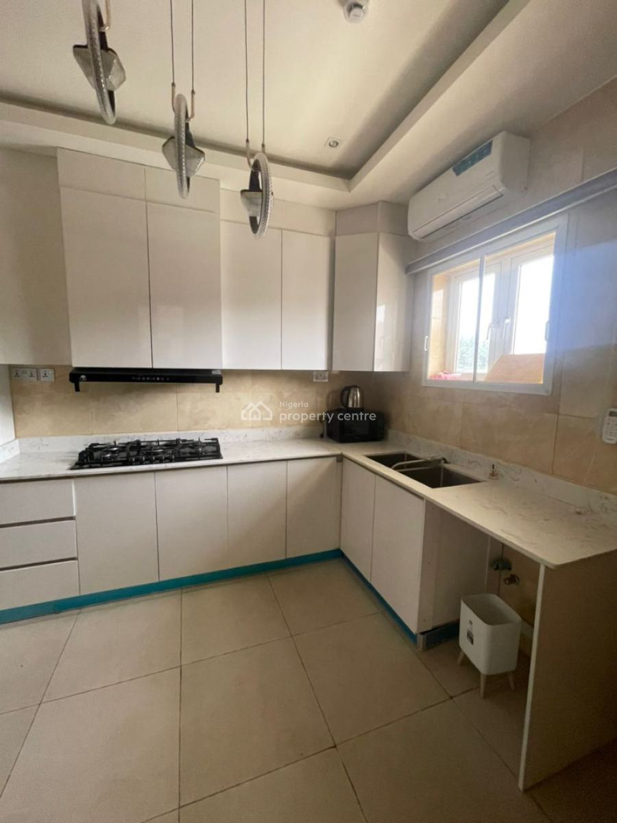 Neatly Furnished 2 Bedroom Apartment with a Rooftop Balcony, Parkview, Ikoyi, Lagos, Flat / Apartment for Rent