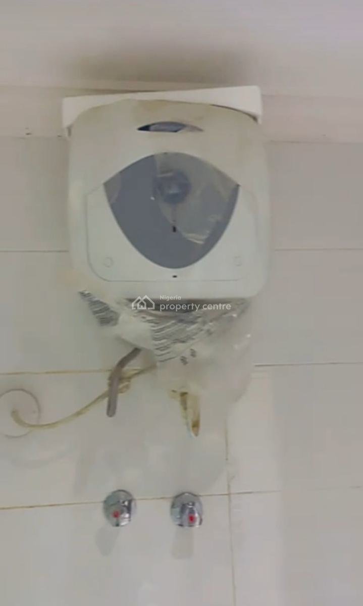 Brand New & Serviced  3 Bedroom  Apartment, Badore, Ajah, Lagos, Flat / Apartment for Rent