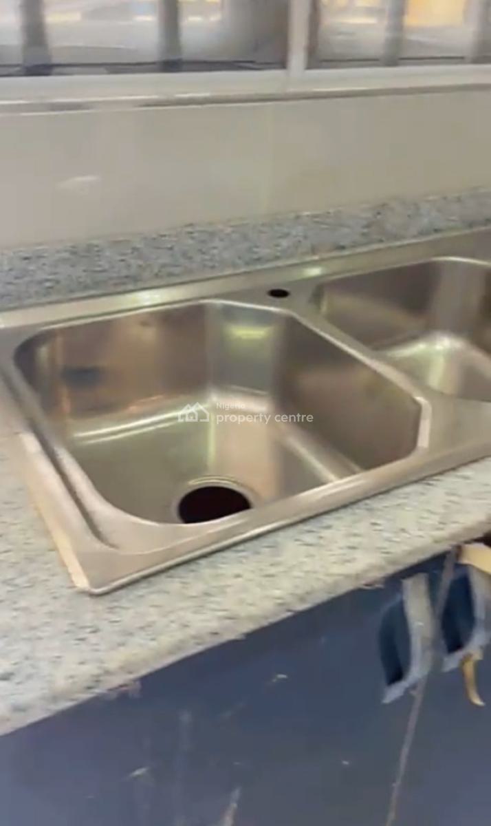 Brand New & Serviced  3 Bedroom  Apartment, Badore, Ajah, Lagos, Flat / Apartment for Rent