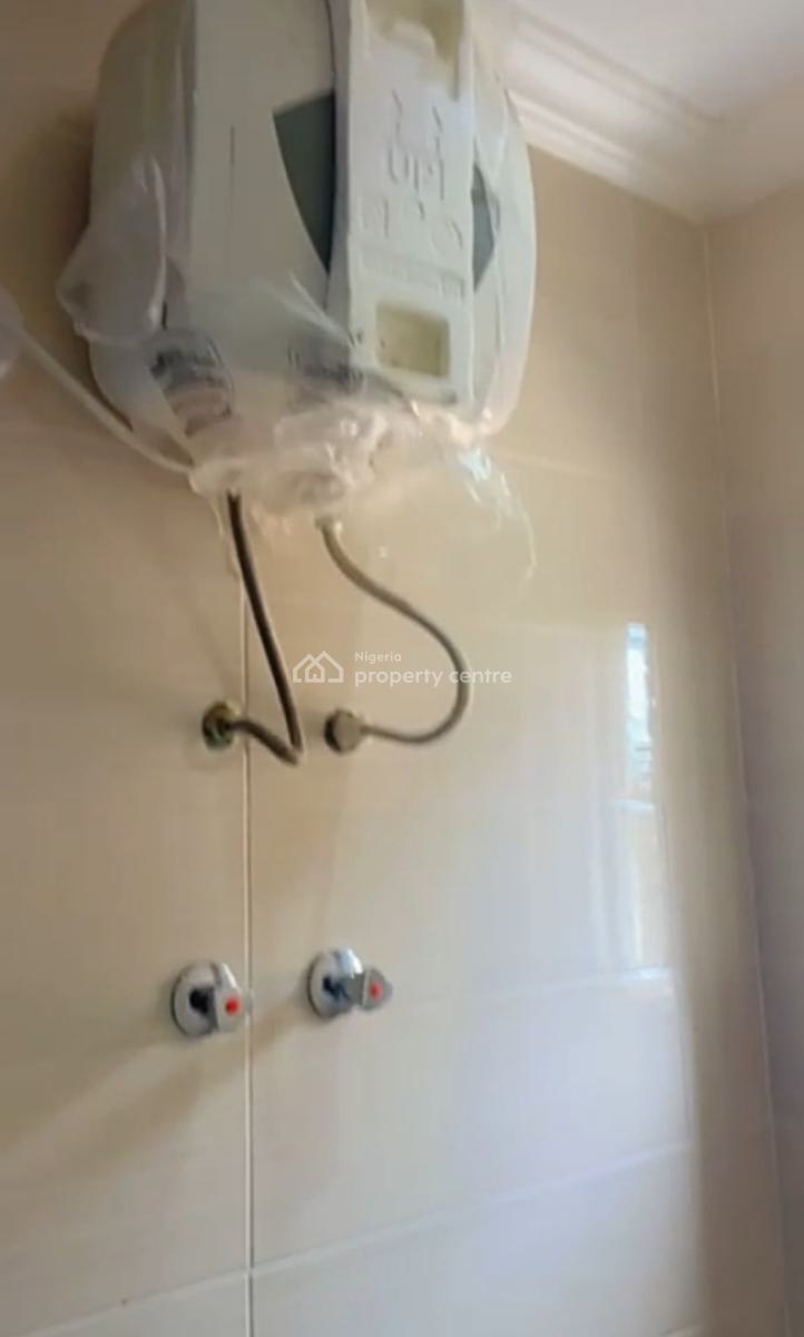Brand New & Serviced  3 Bedroom  Apartment, Badore, Ajah, Lagos, Flat / Apartment for Rent