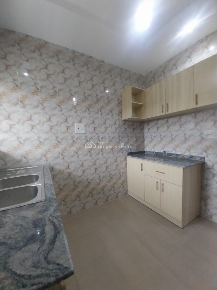 American Super Standard 3 Bedroom Flat with Federal Light and Access C, Shell Cooperative Estate Eneka Link Road Off G U Akeh Road Eliozu, Eneka, Port Harcourt, Rivers, Flat / Apartment for Rent