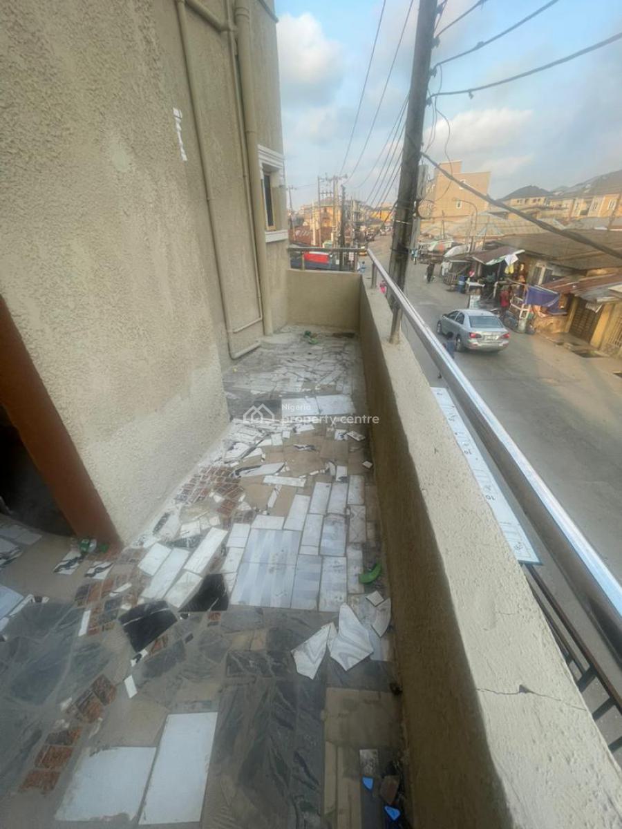 Standard and Spacious Mini Flat, Shomolu, Lagos, Mini Flat (room and Parlour) for Rent
