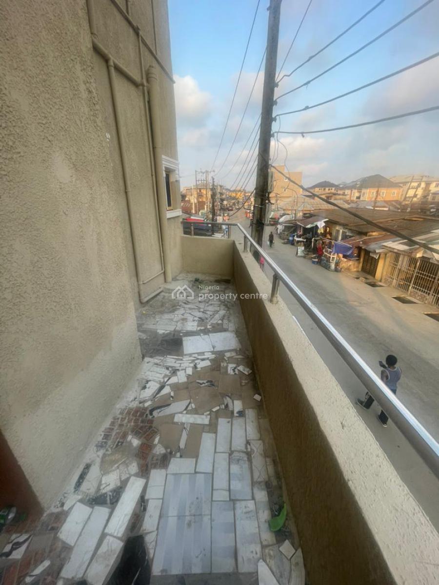 Standard and Spacious Mini Flat, Shomolu, Lagos, Mini Flat (room and Parlour) for Rent