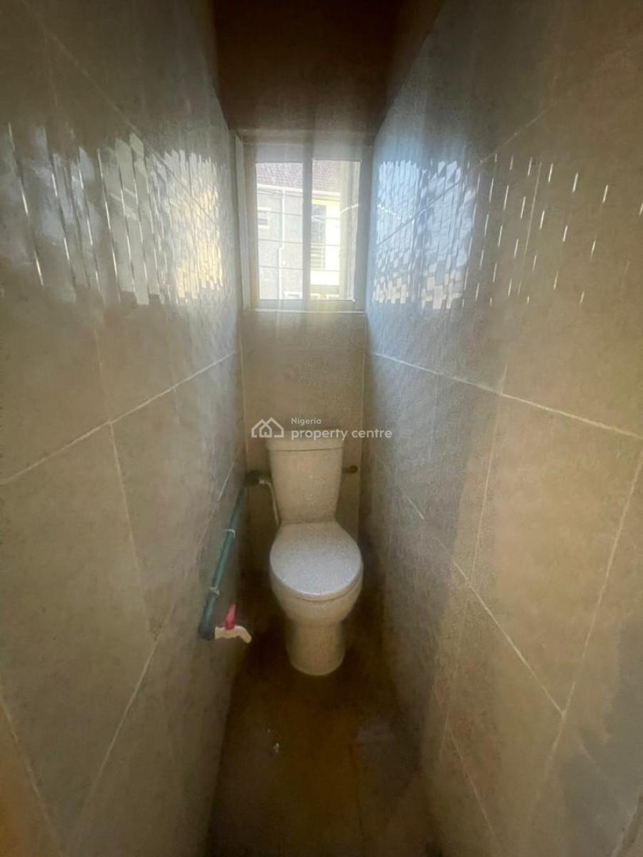 Standard and Spacious Mini Flat, Shomolu, Lagos, Mini Flat (room and Parlour) for Rent