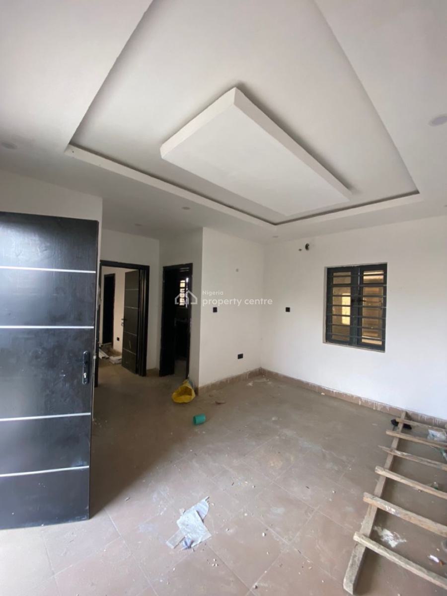 Newt Built Mini Flat in a Serene Environment (upstairs, Meadow View Estate, Ogombo, Ajah, Lagos, Mini Flat (room and Parlour) for Rent