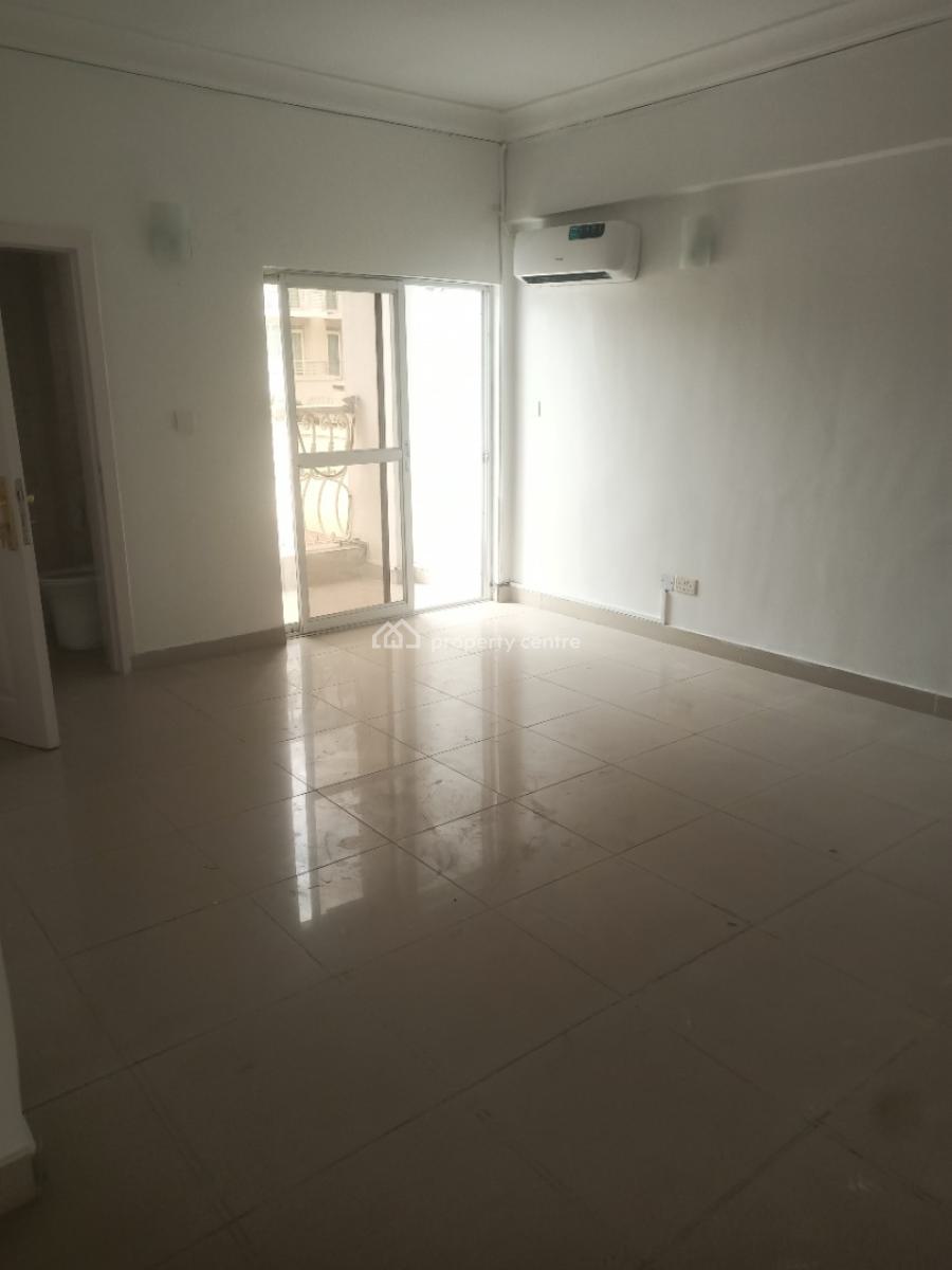 Serviced Three 3 Bedroom Apartment with Bq 24hrs Light, Pool & Gym, Off Kings Way Rd, Ikoyi, Lagos, Flat / Apartment for Rent