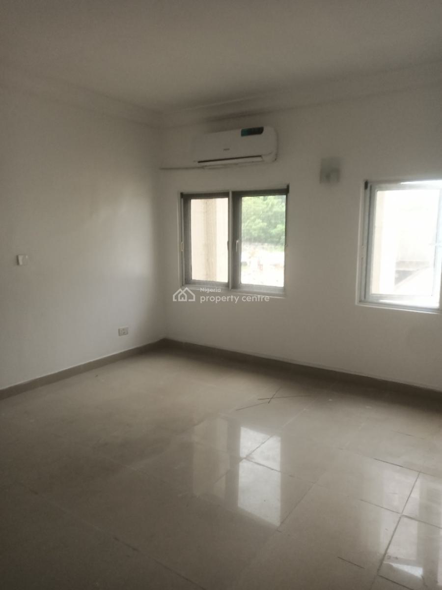 Serviced Three 3 Bedroom Apartment with Bq 24hrs Light, Pool & Gym, Off Kings Way Rd, Ikoyi, Lagos, Flat / Apartment for Rent