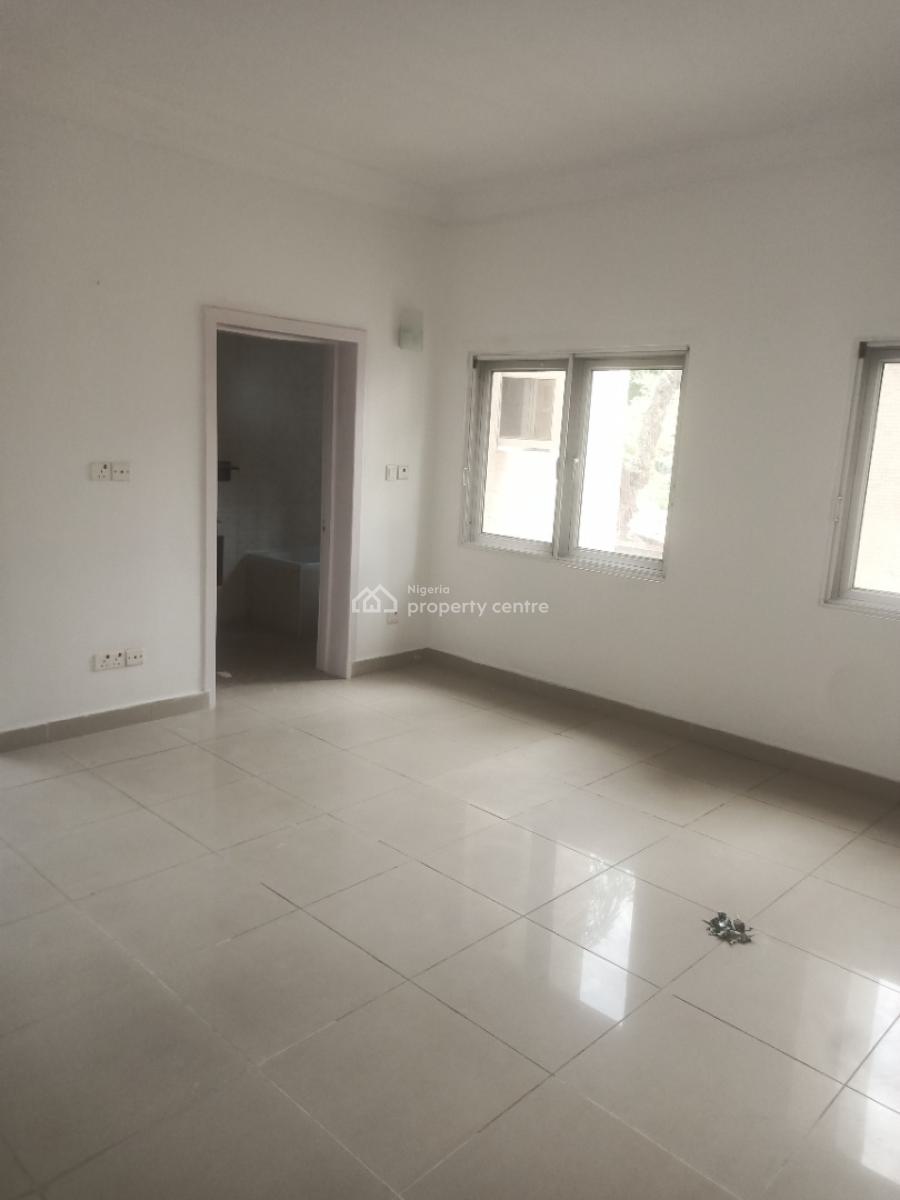 Serviced Three 3 Bedroom Apartment with Bq 24hrs Light, Pool & Gym, Off Kings Way Rd, Ikoyi, Lagos, Flat / Apartment for Rent