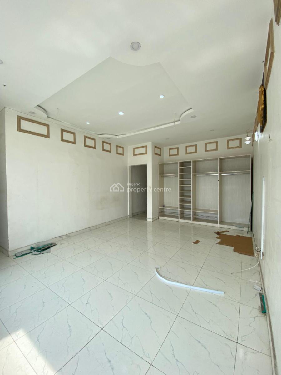 4 Bedroom Semi Detached Duplex with a Room Bq, Lekki County, Lekki, Lagos, Office Space for Rent