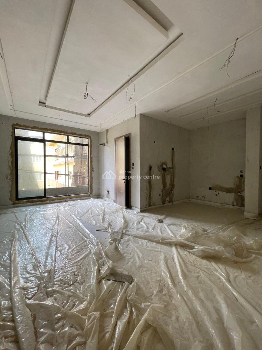 2 Bedroom Apartment at Lekki Phase 1, Lekki Phase 1, Lekki, Lagos, Flat / Apartment for Sale