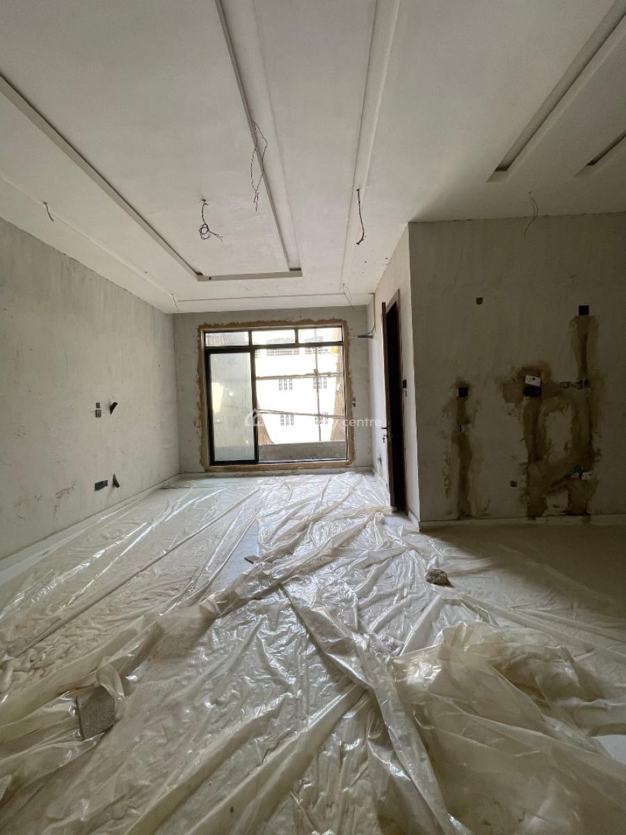 3 Bedroom Apartment at Lekki Phase 1, Lekki Phase 1, Lekki, Lagos, Flat / Apartment for Sale