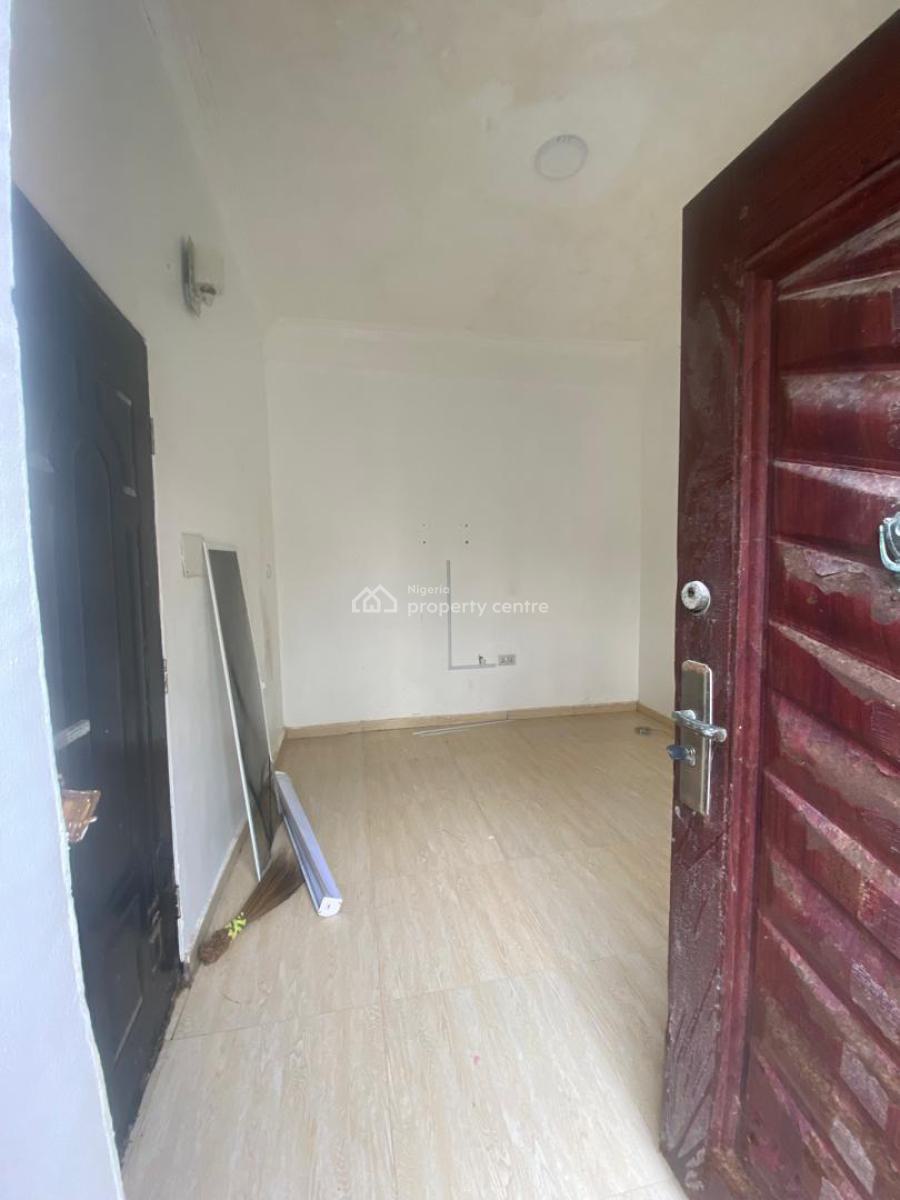 Room Self Contained Bq in Ikate Lekki Right, By Meadow Hall School Ikate Lekki, Ikate Elegushi, Lekki, Lagos, Self Contain (single Rooms) for Rent