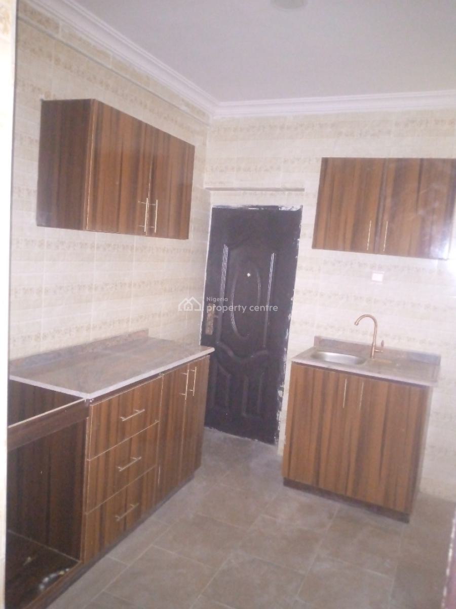 Lovely Built of 2bedroom, Gbagada, Lagos, Flat / Apartment for Rent