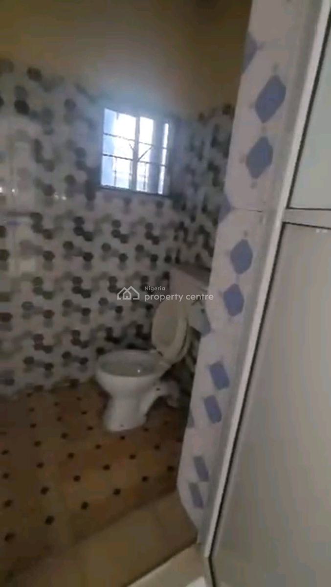 Relatively New Spacious and Decent 2bedrm Up Flat, Bamgbopa Street, Abule Ijesha, Yaba, Lagos, Flat / Apartment for Rent