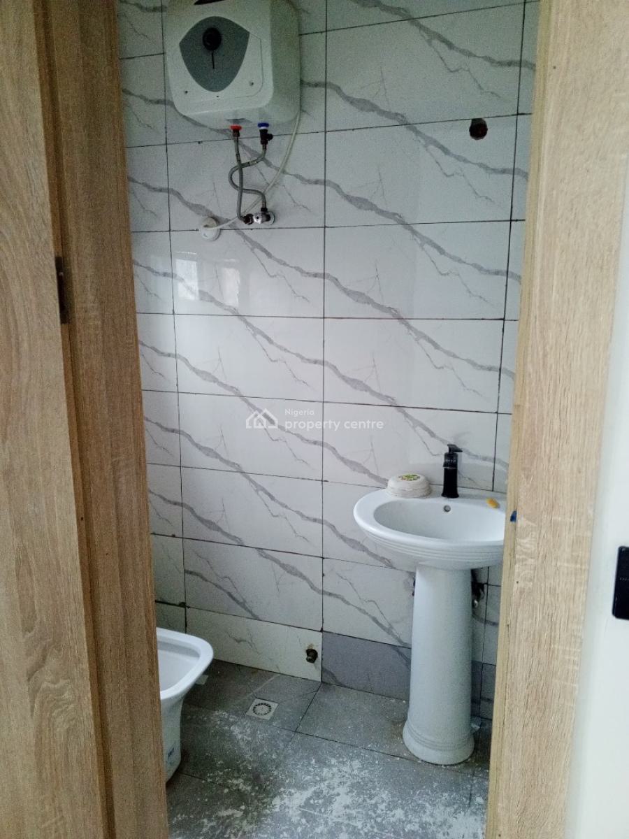 2 Bedroom Apartment with Swimming Pool, Ikate, Lekki, Lagos, Flat / Apartment for Rent
