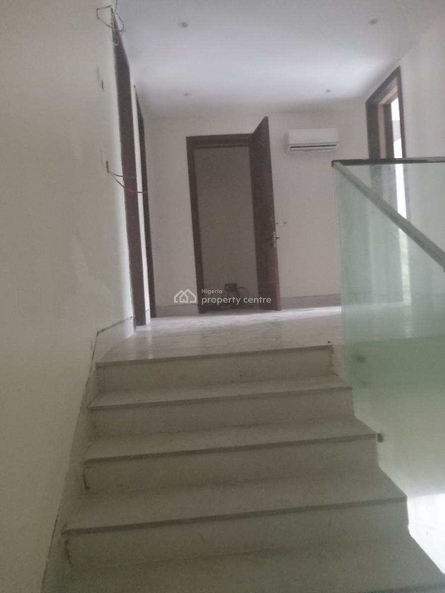Experience Upscale Living in This 4-bedroom Maisonette with Bq., Old Ikoyi, Old Ikoyi, Ikoyi, Lagos, Flat / Apartment for Rent