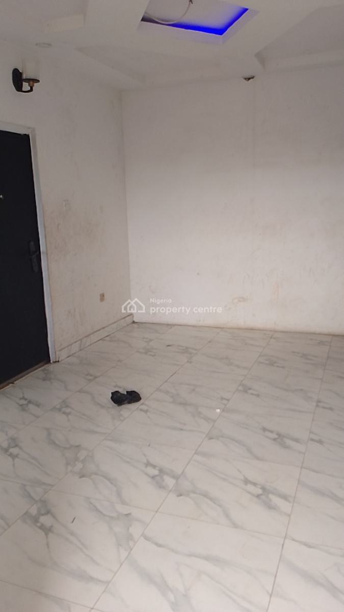 Just Vacated  Miniflat on 3rd Floor, Ogombo, Ajah, Lagos, Mini Flat (room and Parlour) for Rent
