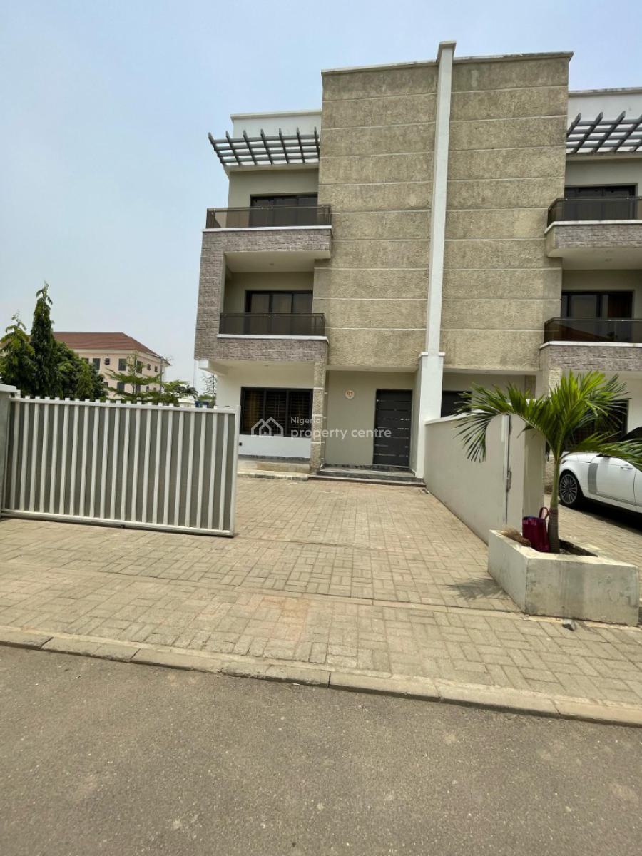 Luxury 4 Bedroom Duplex with Swimming Pool, Snooker & 4 Balconies, By Vio, Mabushi, Abuja, Flat / Apartment Short Let