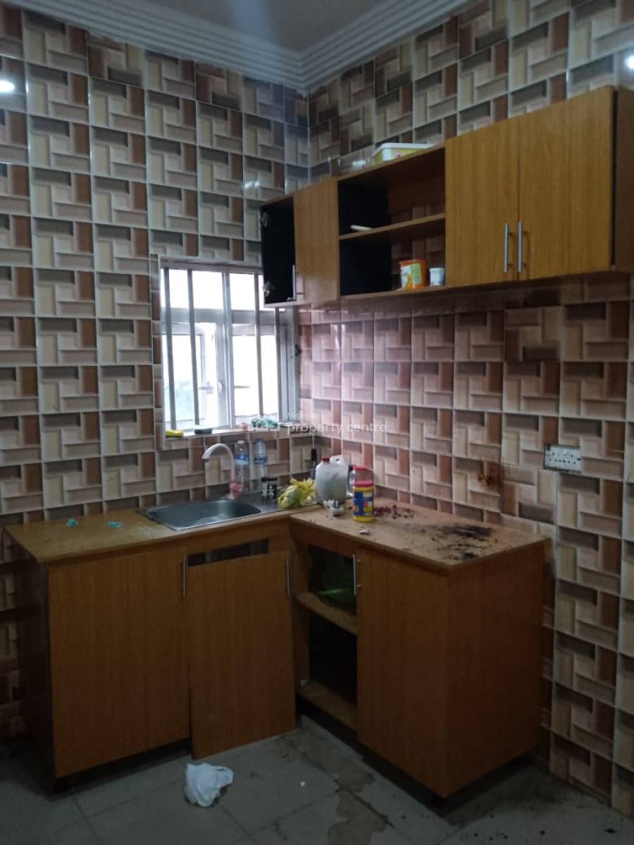 Luxurious 2 Bedroom Flat, Ologufe Road, Awoyaya, Ibeju Lekki, Lagos, Flat / Apartment for Rent