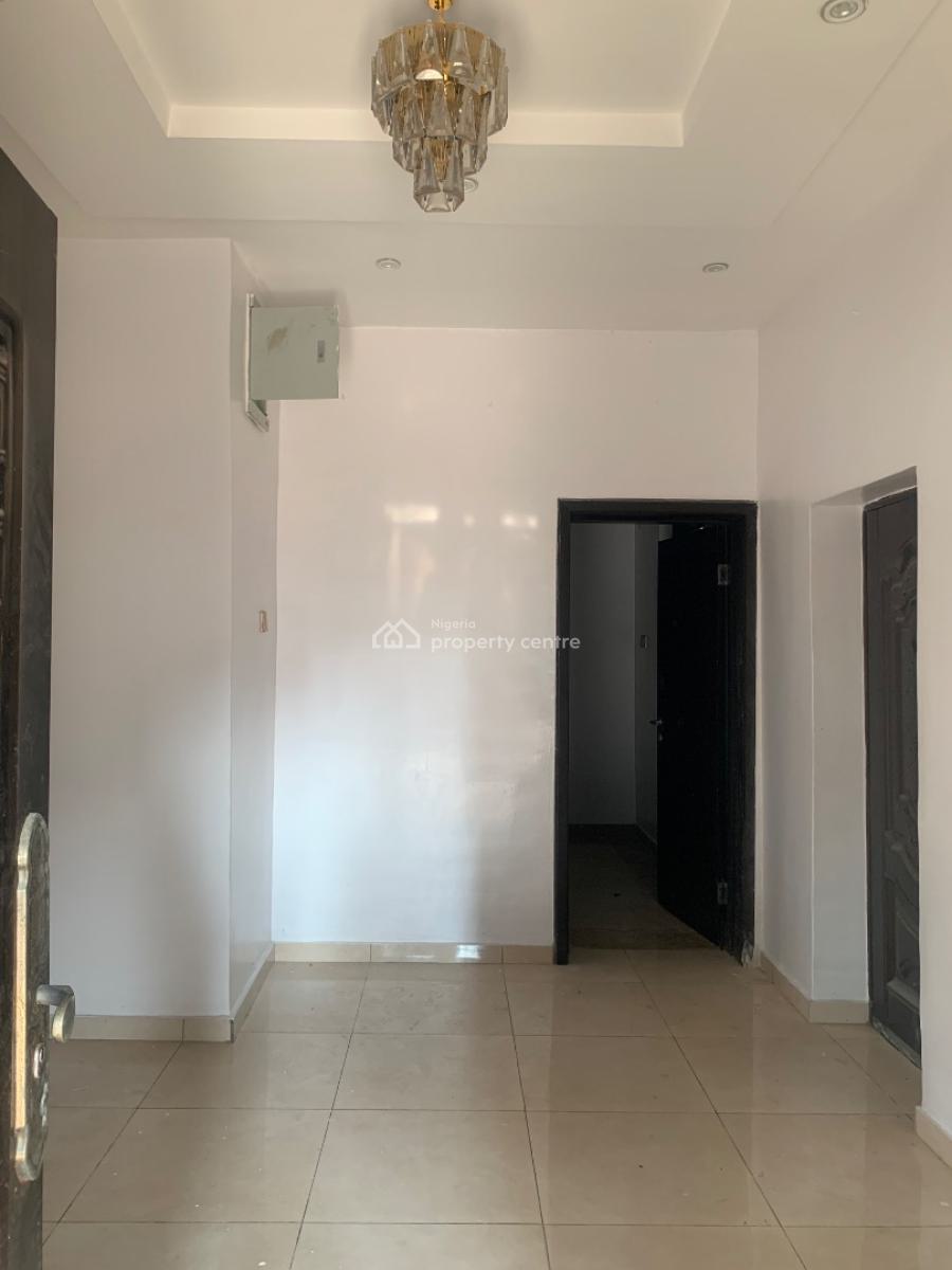 Self Serviced 4 Bedroom Semi-detached Duplex with Gate House, Osapa, Lekki, Lagos, Semi-detached Duplex for Rent