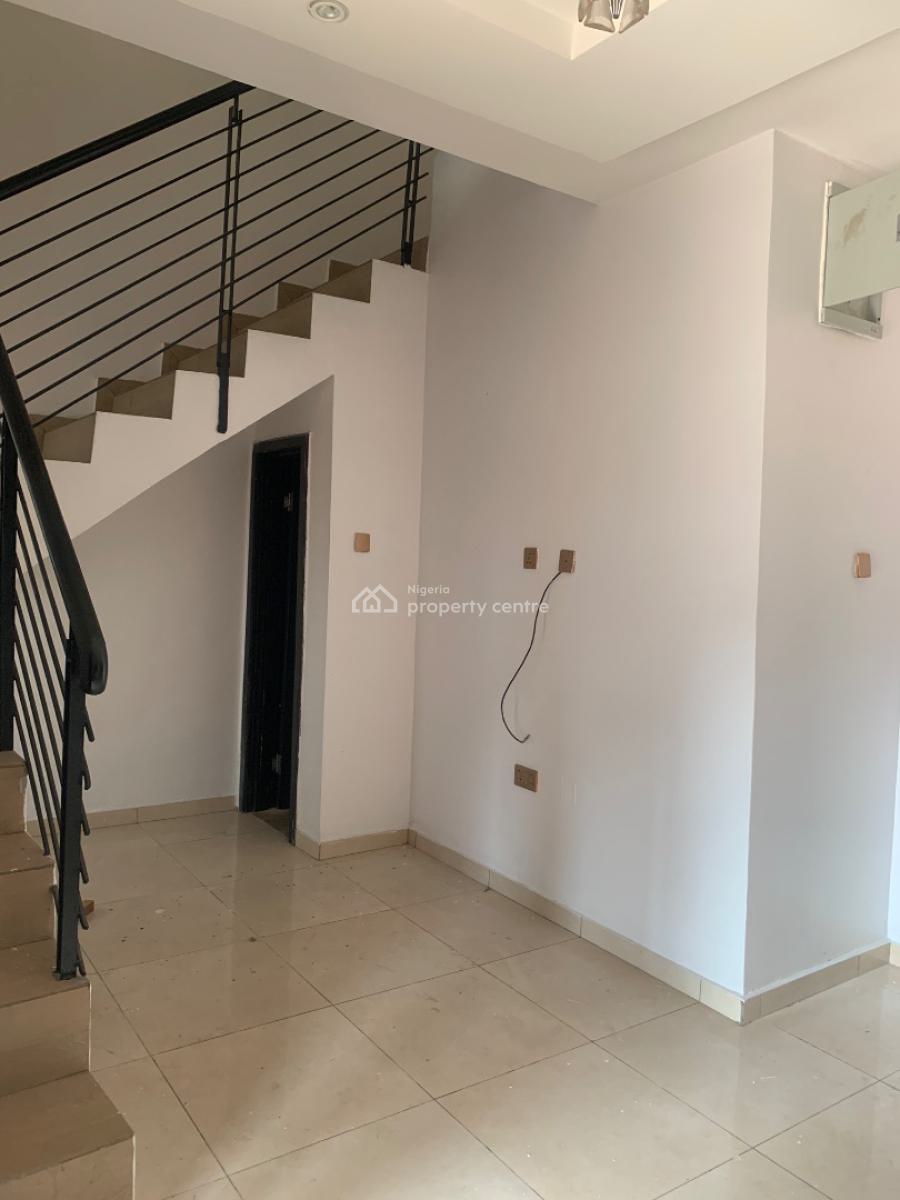 Self Serviced 4 Bedroom Semi-detached Duplex with Gate House, Osapa, Lekki, Lagos, Semi-detached Duplex for Rent
