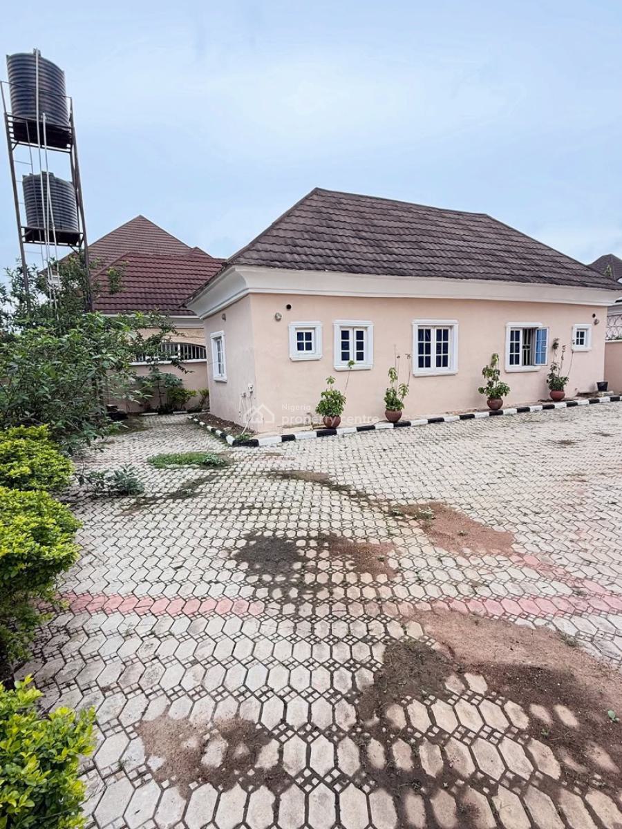 Beautiful 4 Bedroom Semi Detached Gated Duplex, 2 Bedroom Bq, in an Estate, Gwarinpa, Abuja, Semi-detached Duplex for Rent