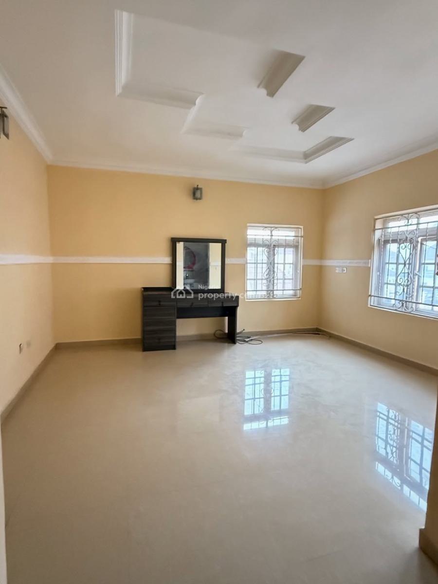 Beautiful 4 Bedroom Semi Detached Gated Duplex, 2 Bedroom Bq, in an Estate, Gwarinpa, Abuja, Semi-detached Duplex for Rent