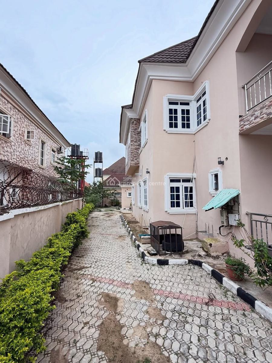 Beautiful 4 Bedroom Semi Detached Gated Duplex, 2 Bedroom Bq, in an Estate, Gwarinpa, Abuja, Semi-detached Duplex for Rent