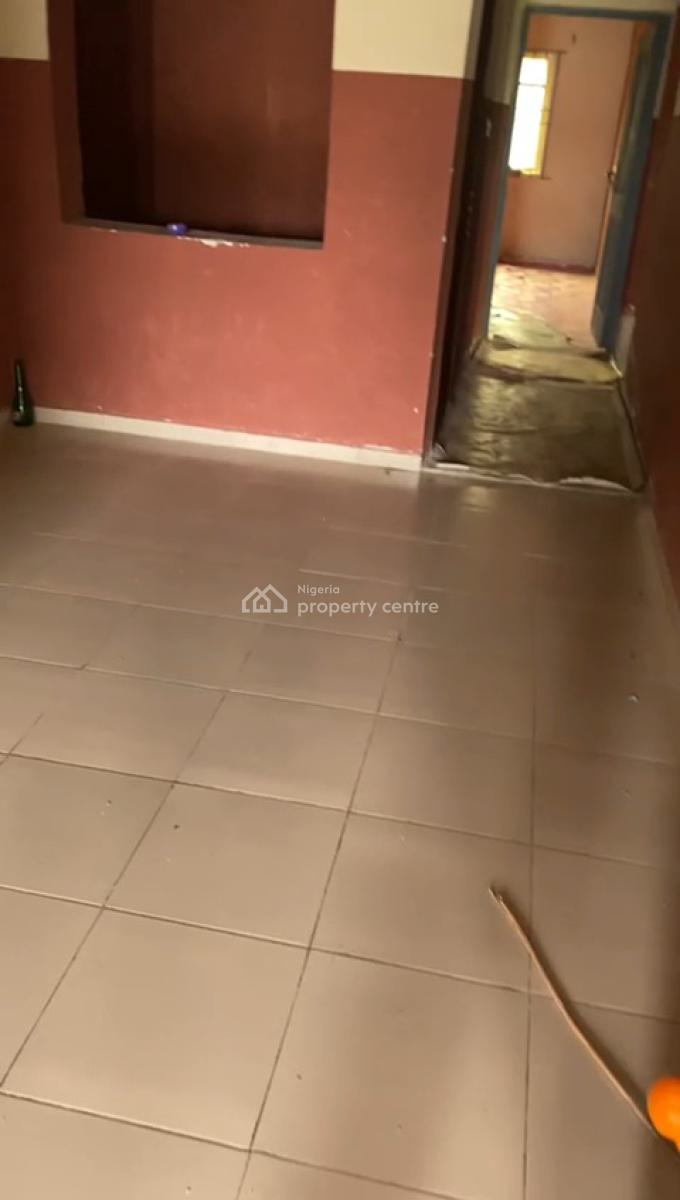 Very Marssive 3bedroom Flat with Ample Parking Space, Ikorodu, Ijede, Lagos, Flat / Apartment for Rent