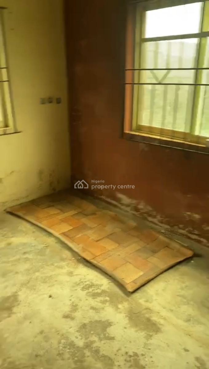 Very Marssive 3bedroom Flat with Ample Parking Space, Ikorodu, Ijede, Lagos, Flat / Apartment for Rent
