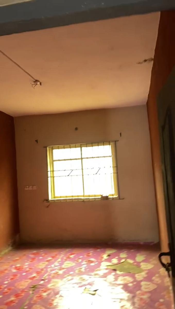Very Marssive 3bedroom Flat with Ample Parking Space, Ikorodu, Ijede, Lagos, Flat / Apartment for Rent