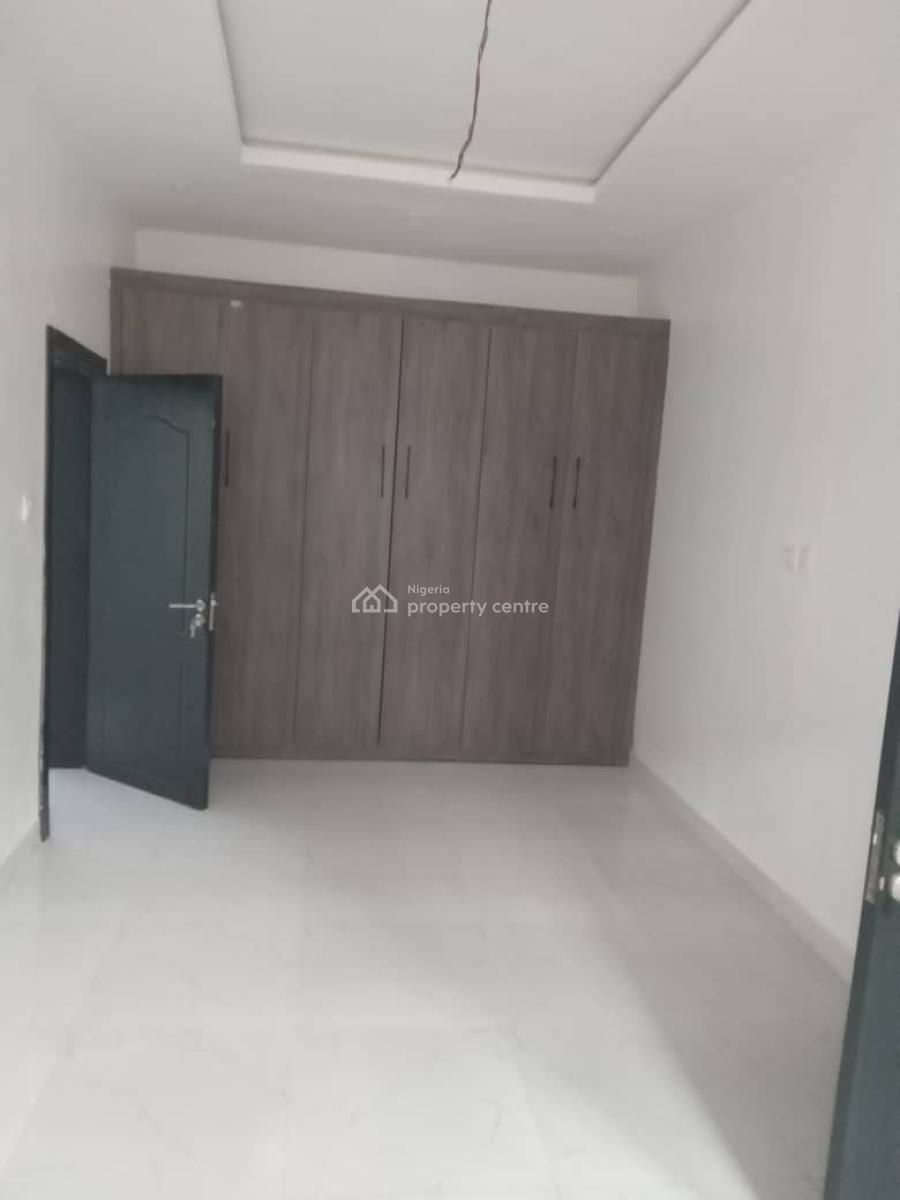 Super Lovely Self Serviced 3 Bedroom Apartment, Lekki Paradise Estate, Chevron Drive, Lekki, Lagos, Flat / Apartment for Rent