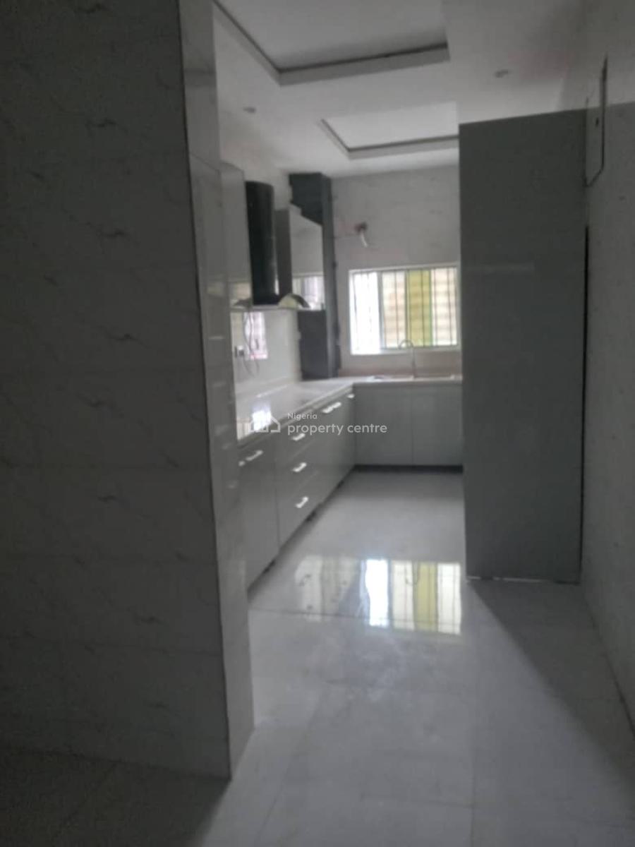 Super Lovely Self Serviced 3 Bedroom Apartment, Lekki Paradise Estate, Chevron Drive, Lekki, Lagos, Flat / Apartment for Rent