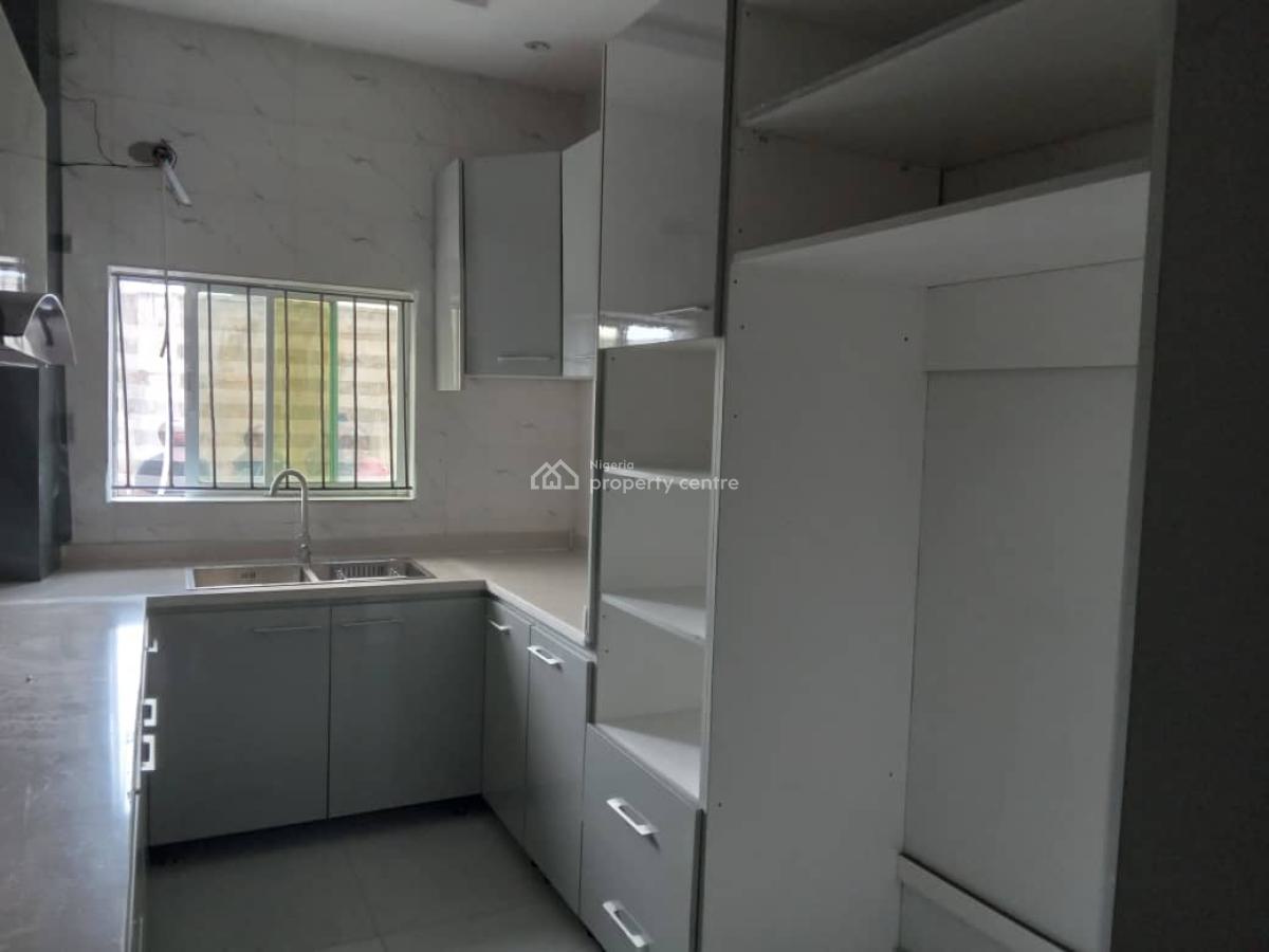 Super Lovely Self Serviced 3 Bedroom Apartment, Lekki Paradise Estate, Chevron Drive, Lekki, Lagos, Flat / Apartment for Rent