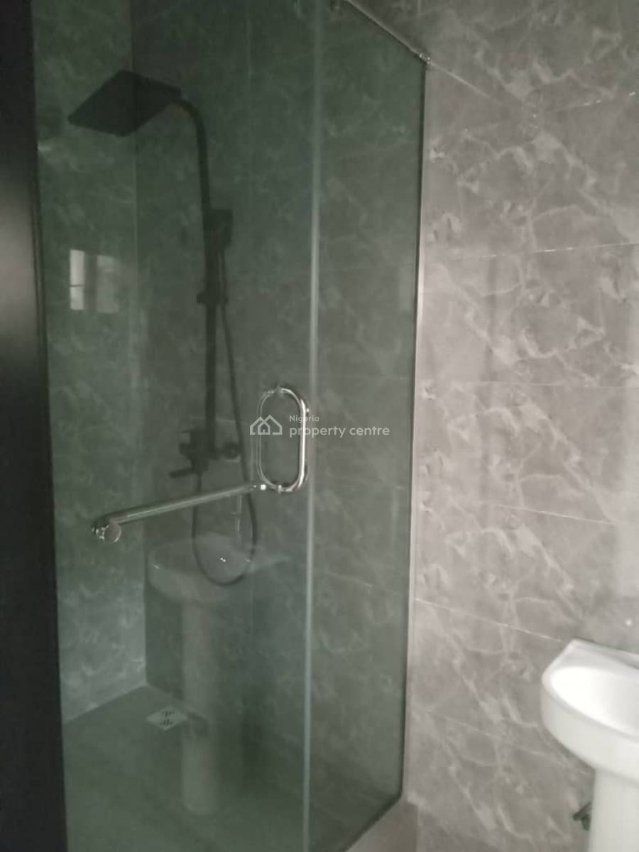 Super Lovely Self Serviced 3 Bedroom Apartment, Lekki Paradise Estate, Chevron Drive, Lekki, Lagos, Flat / Apartment for Rent