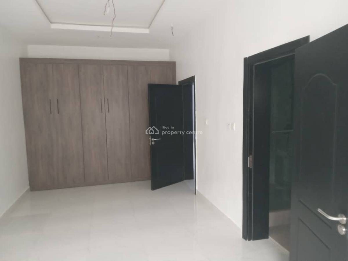 Super Lovely Self Serviced 3 Bedroom Apartment, Lekki Paradise Estate, Chevron Drive, Lekki, Lagos, Flat / Apartment for Rent
