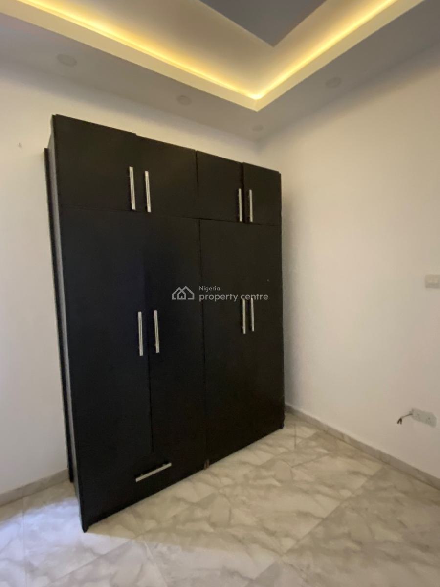 Luxury  Spacious Single Room to Share a Kitchen, Ikate Lekki Lagos, Ikate, Lekki, Lagos, Flat / Apartment for Rent