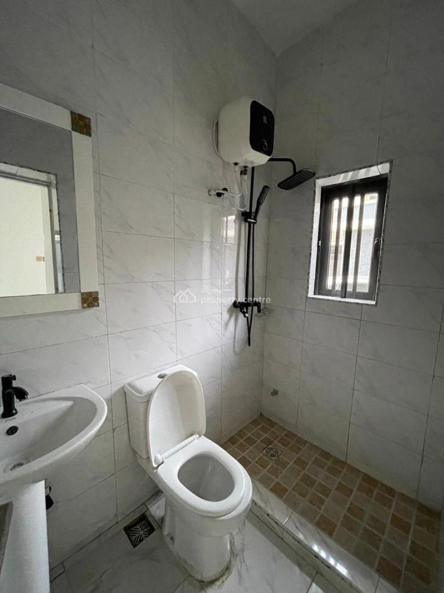 Luxury Service and Spacious 2-bedroom Apartment on The Ground Floor, Ilasan / Salem Ikate Lekki Lagos, Ilasan, Lekki, Lagos, Flat / Apartment for Rent