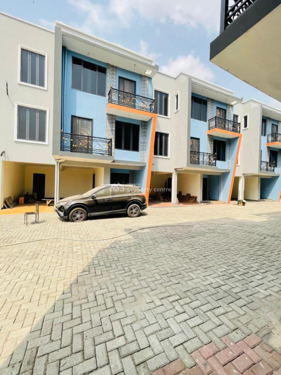 Alluring 4 Bedroom Terrace Duplex Plus Bq in a Tranquil Environment, Yaba, Lagos, Terraced Duplex for Sale
