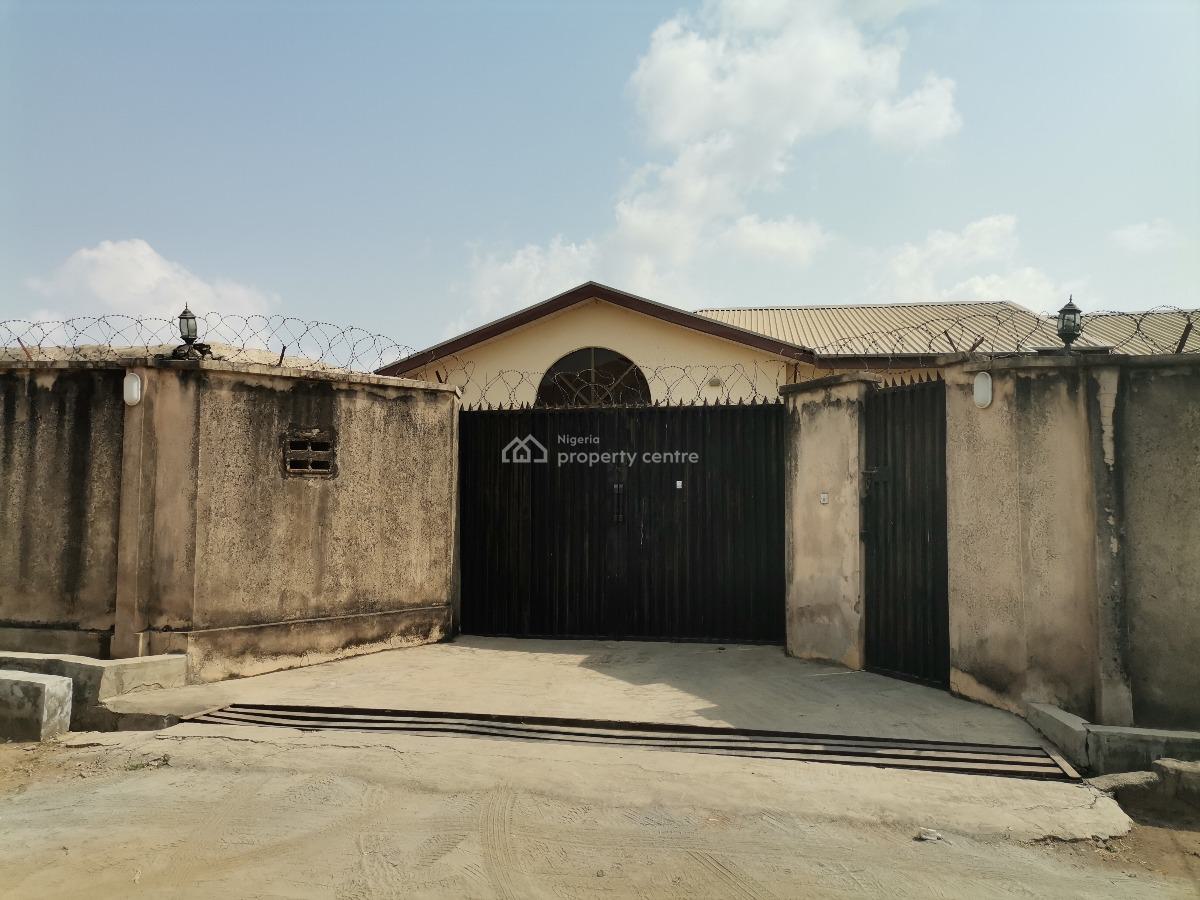 Solid, Tasteful and Spacious Twin Bungalow of 3-bedroom Apartments, Premier Estate, Akuru, Elebu, Ibadan, Oyo, Semi-detached Bungalow for Sale