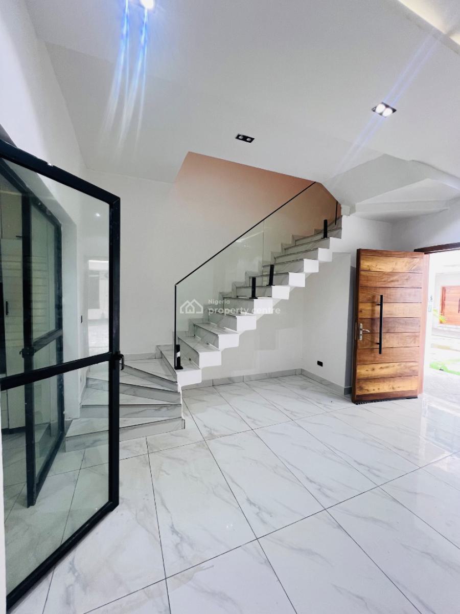 4bedroom Terrace Duplex in a Prime Good Location, Lekki, Lagos, Terraced Duplex for Sale