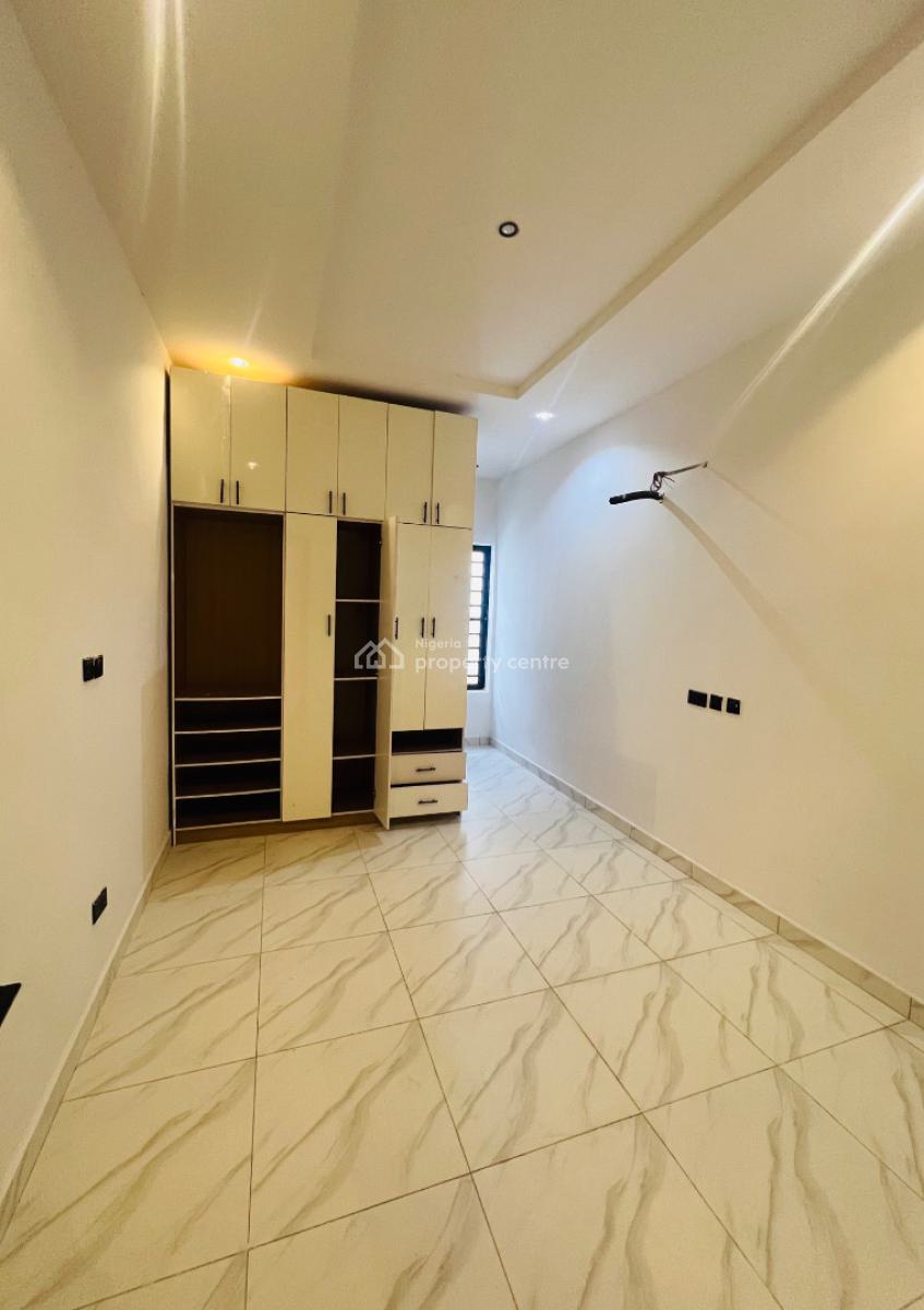 4bedroom Terrace Duplex in a Prime Good Location, Lekki, Lagos, Terraced Duplex for Sale