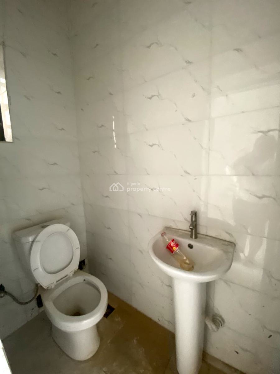 3 Bedroom Apartment with Bq in a Secured Estate, General Paint, Ajah, Lagos, Flat / Apartment for Rent