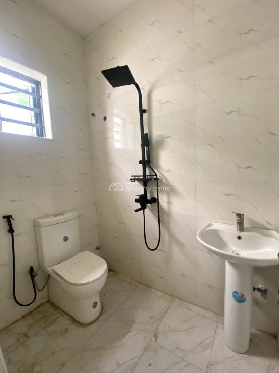 3 Bedroom Apartment with Bq in a Secured Estate, General Paint, Ajah, Lagos, Flat / Apartment for Rent