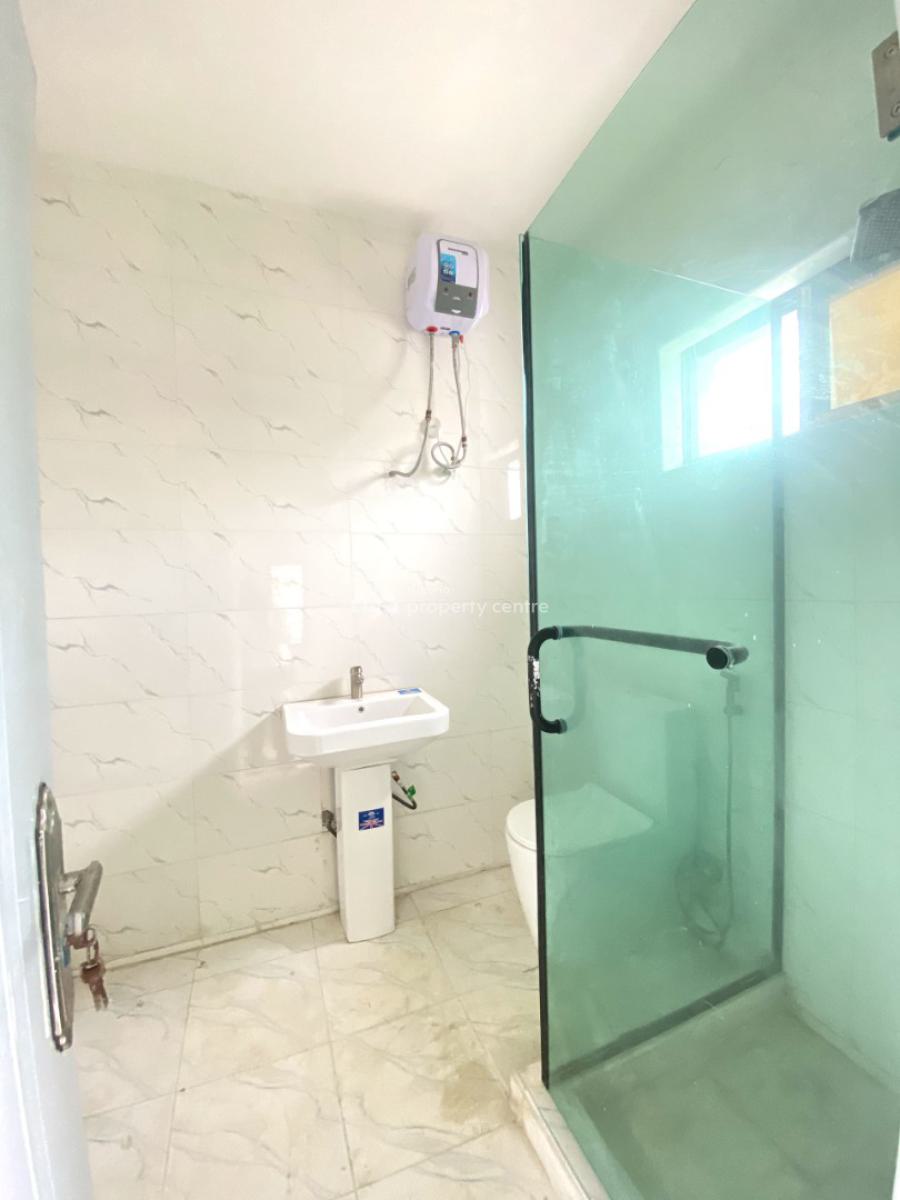 3 Bedroom Apartment with Bq in a Secured Estate, General Paint, Ajah, Lagos, Flat / Apartment for Rent