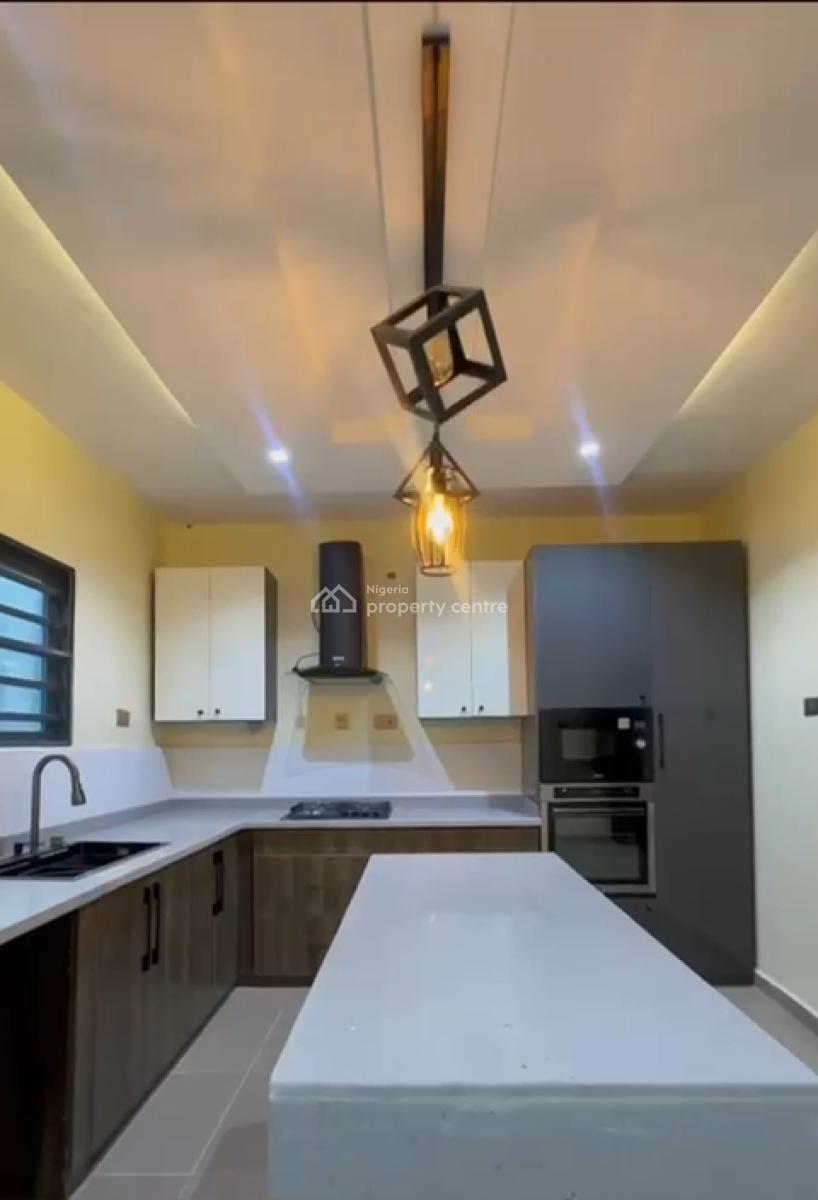4 Bedroom Semi Detached Duplex, Anthony, Maryland, Lagos, House for Sale
