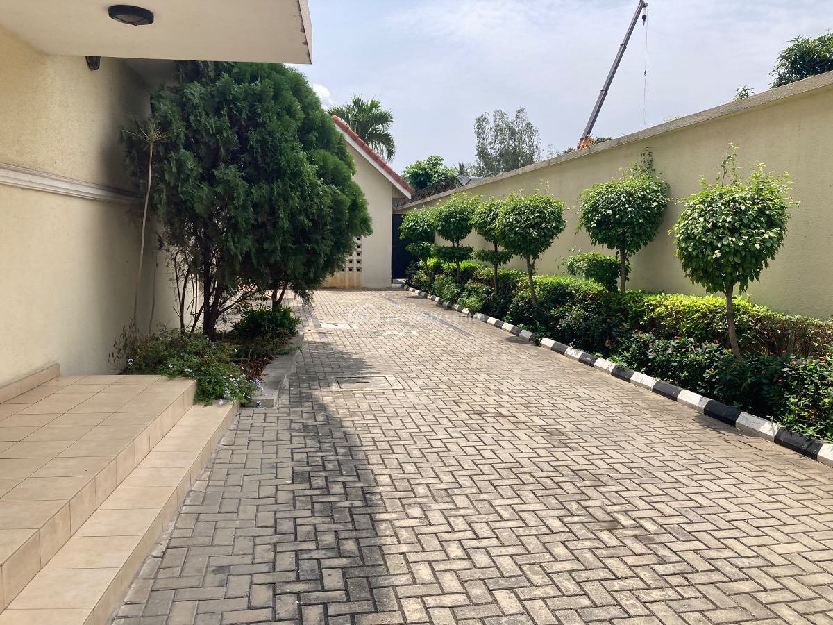 Well Maintained 3-bedroom Apartment, Ikoyi, Lagos, Block of Flats for Sale