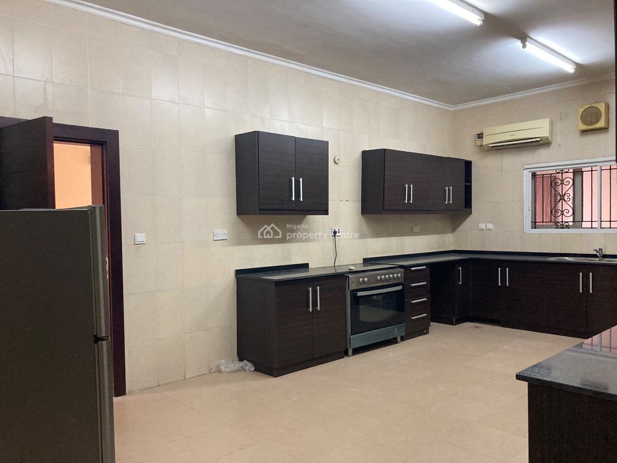 Well Maintained 3-bedroom Apartment, Ikoyi, Lagos, Block of Flats for Sale