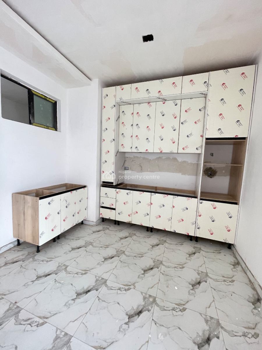 Units of Luxurious 2 Bedroom Apartment, Orchid Road, Lekki, Lagos, Block of Flats for Sale